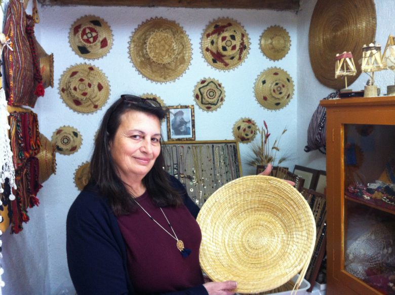 basket weaving_private tour crete_elissos_www.elissos.com