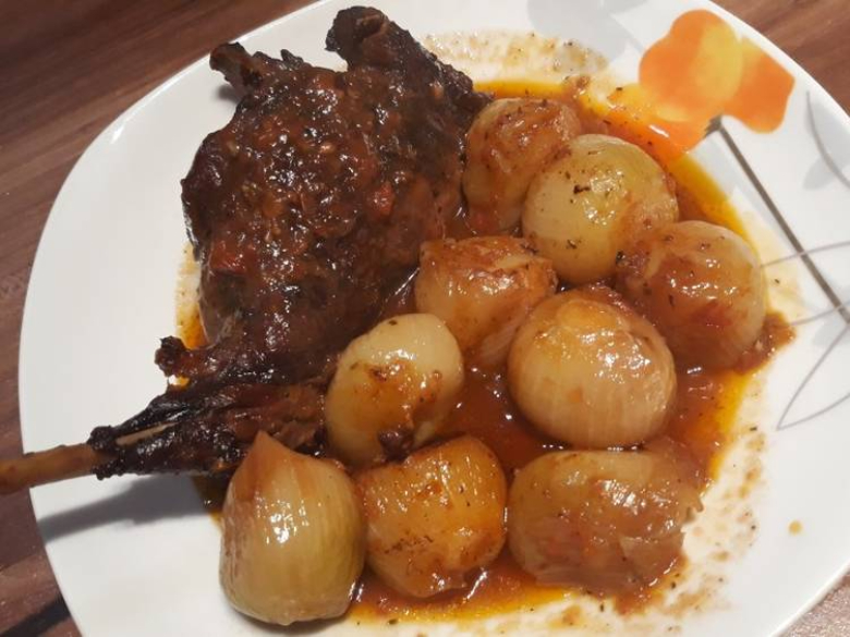 hare stifado stew_traditional cretan meat dishes_elissos