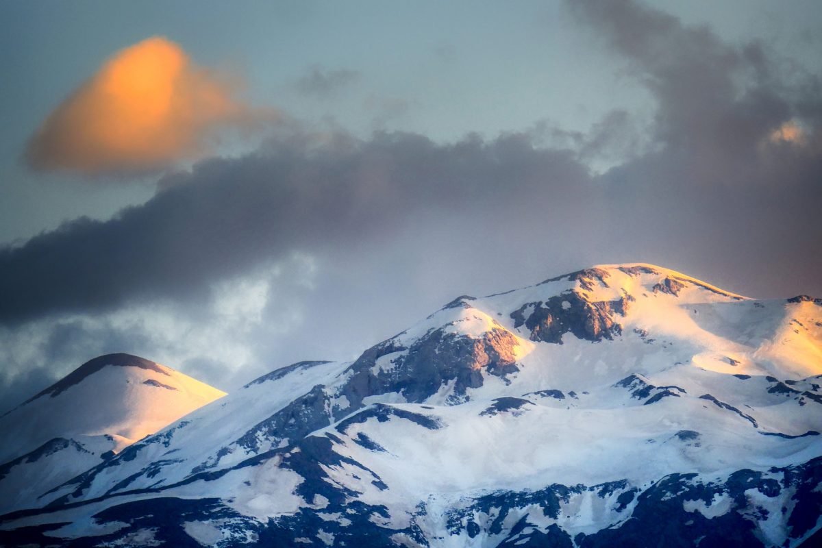 mountains with snow in crete_winter experiences in crete_elissos